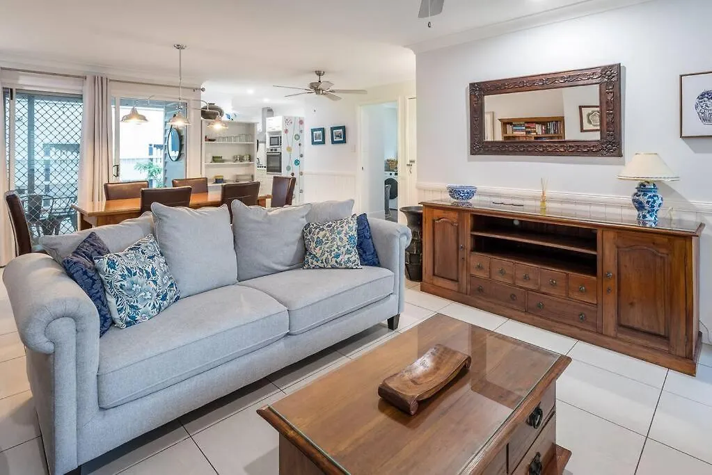 Birdsong Yeronga - Inner City Village Sanctuary contacts